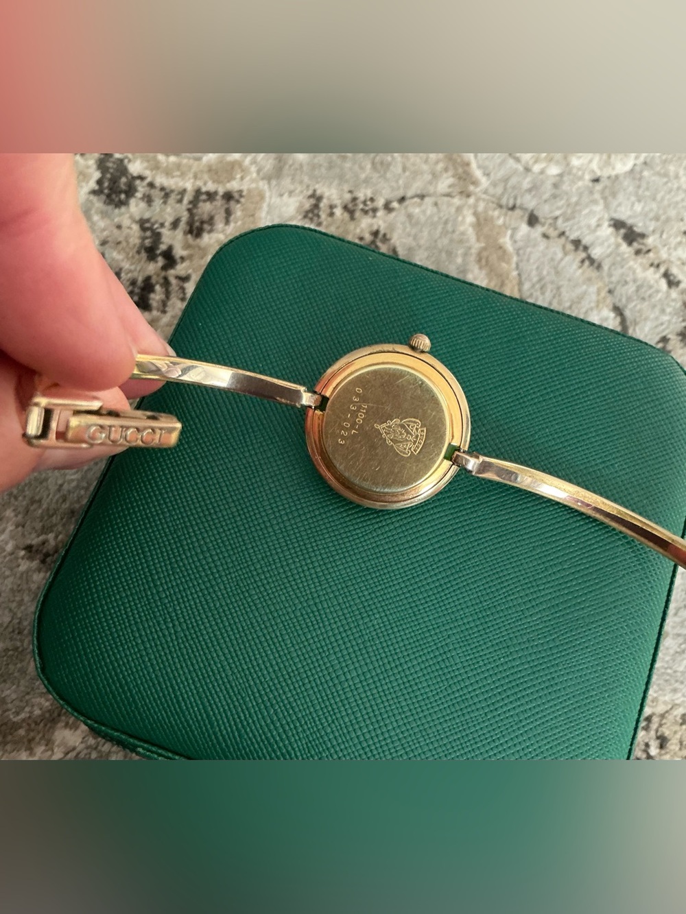 Authentic GUCCI bangle watch with Interchangeable Ringsππβ€οΈπ§‘π€ - Picture 12 of 16